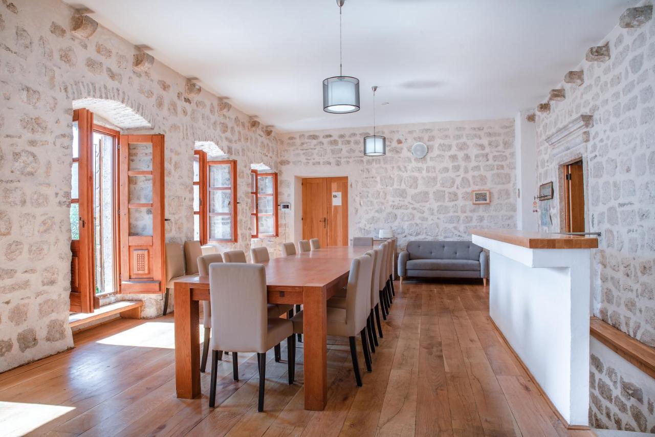 Guesthouse Mrshe Palace Perast Buitenkant foto