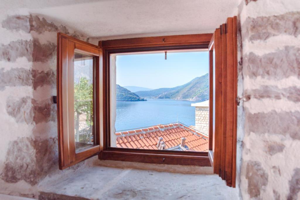 Guesthouse Mrshe Palace Perast Buitenkant foto